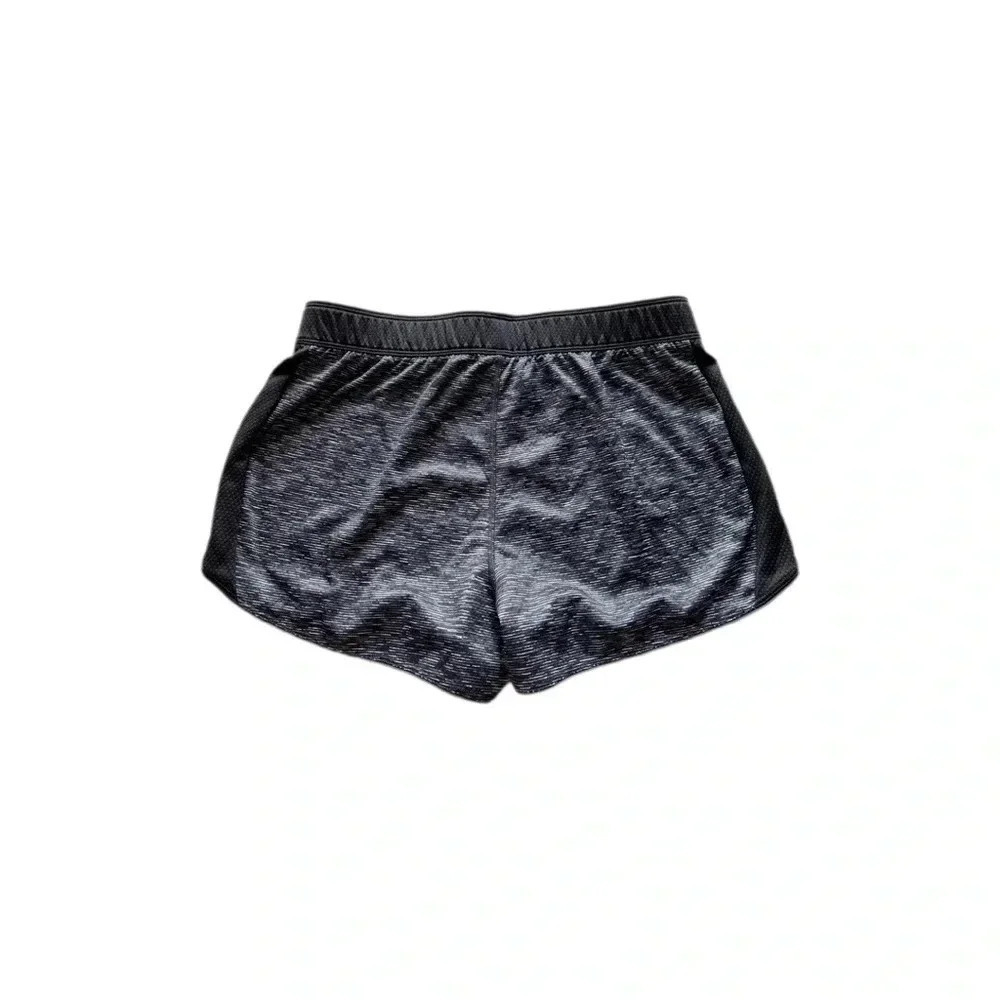 Reebok Athletic Women’s Shorts Size Medium Black and White - Picture 3 of 6